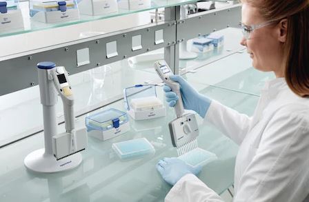 Eppendorf-Move-It®-pipetter med justerbar afstand mellem spidserne