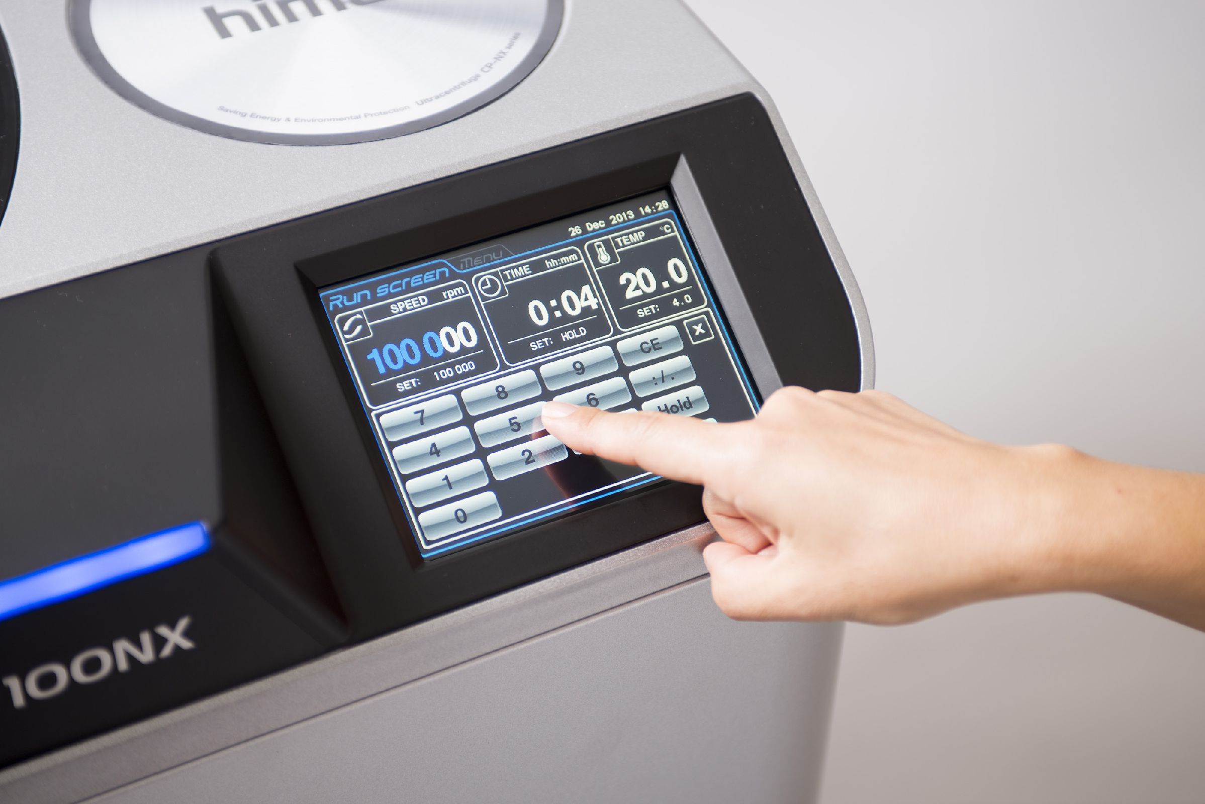 Ultracentrifuge Hitachi CP100NX Panel1 bild08