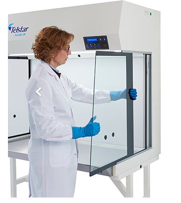 Labteamet_Laminar_Air_Flow_Cabinet_Telstar_Aeolus-H-1
