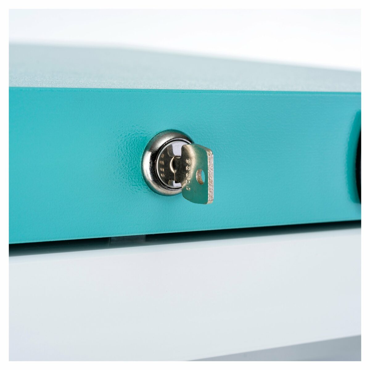 Labteamet_Labkyl-Frys_lec-medical_LSFSC280BT_solid_dorr-4